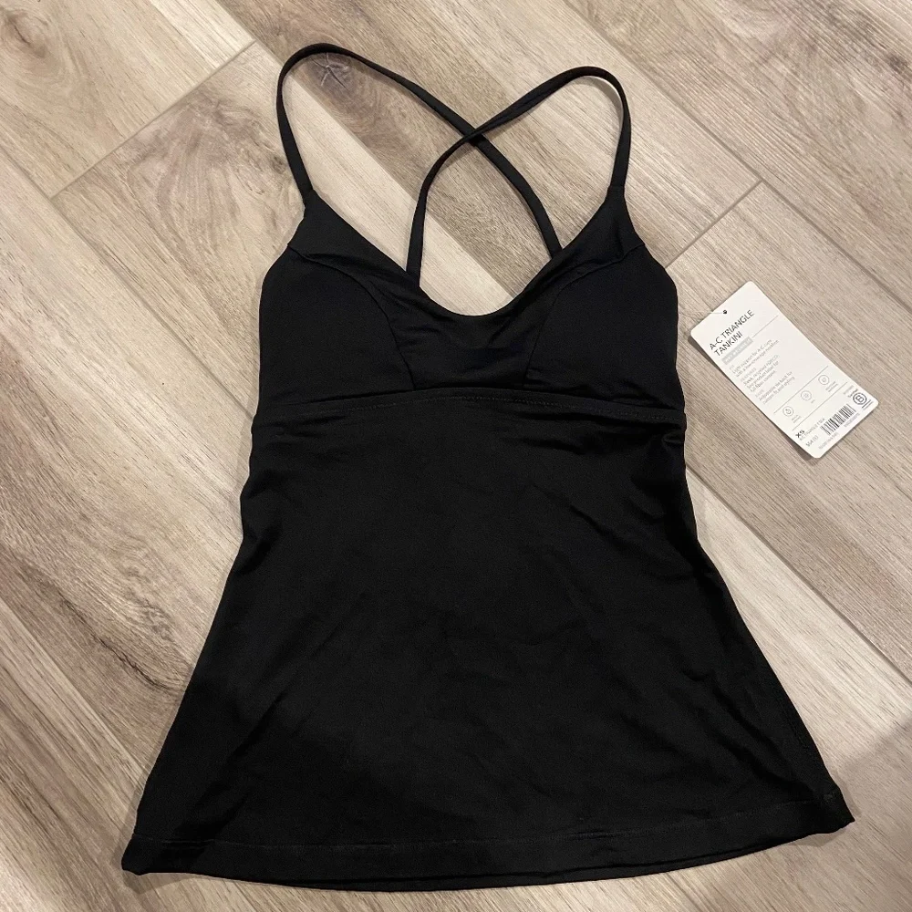 Athleta triangle tankini